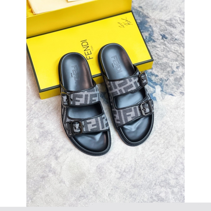 F**di slippers